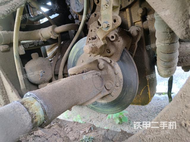 山东临工L968F装载机的设备实拍-第32张实拍照片