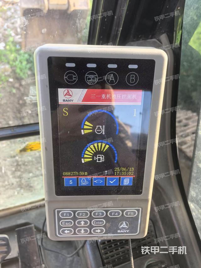 小時(shí)表(駕駛室部分) 小時(shí)表(駕駛室部分)