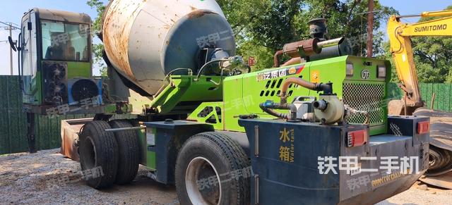 整機右側(cè)(設(shè)備外觀及核心部件) 整機右側(cè)(設(shè)備外觀及核心部件)