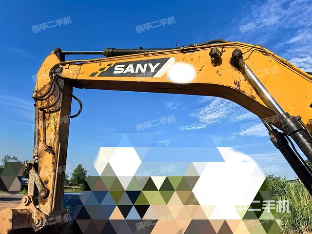 小臂整體右前(工作和回轉(zhuǎn)裝置) 小臂整體右前(工作和回轉(zhuǎn)裝置)