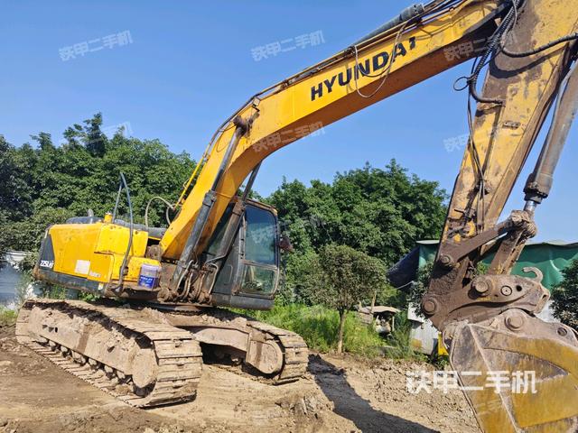 右前45(整機(jī)外觀) 右前45(整機(jī)外觀)