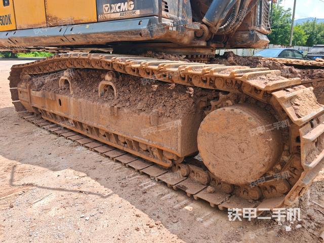 左侧履带整体 (行走机构) 左侧履带整体 (行走机构)