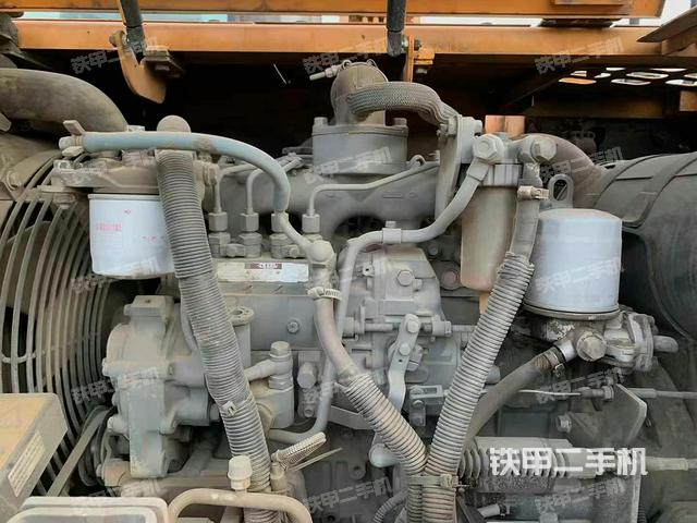 发动机整体俯视(整机外观) 发动机整体俯视(整机外观)