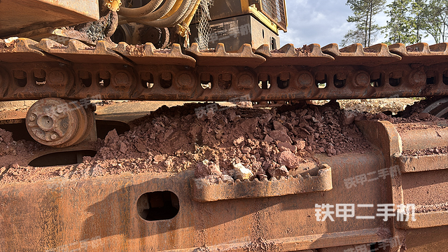 单侧履带整体（整机外观）