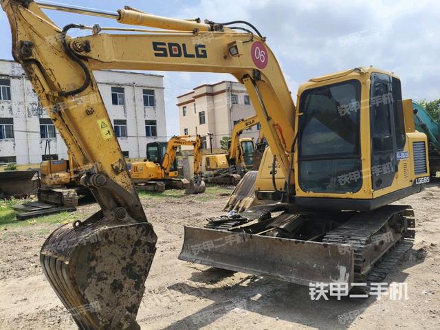 右前45(整机外观) 右前45(整机外观)