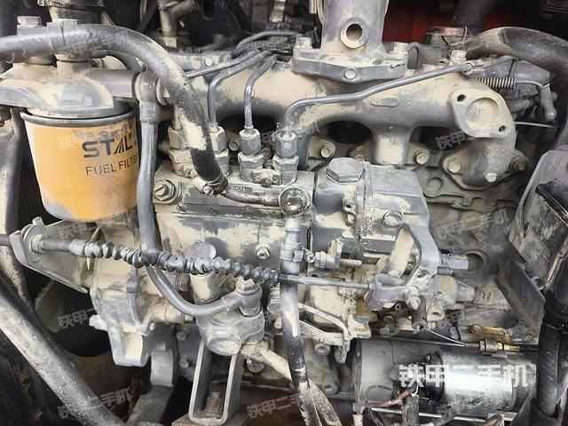 发动机整体俯视(整机外观) 发动机整体俯视(整机外观)