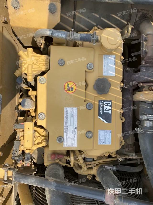 发动机整体俯视(整机外观) 发动机整体俯视(整机外观)