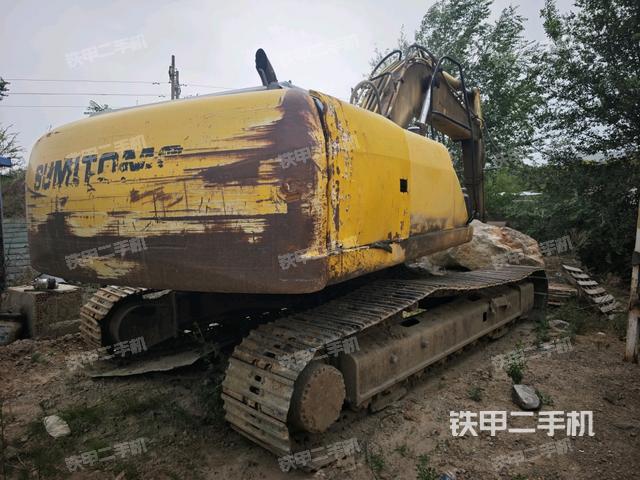 住友SH240-5挖掘机的设备实拍-第2张实拍照片