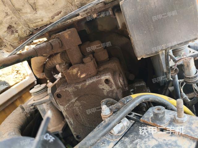 液压泵室(大件舱室) 液压泵室(大件舱室)