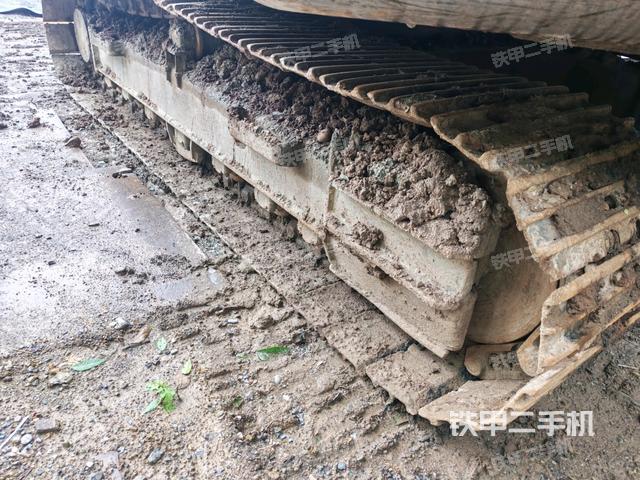 右側履帶整體（行走機構）