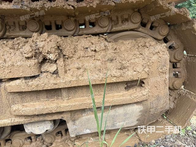 右側(cè)行走馬達(dá)蓋板(行走機(jī)構(gòu)) 右側(cè)行走馬達(dá)蓋板(行走機(jī)構(gòu))