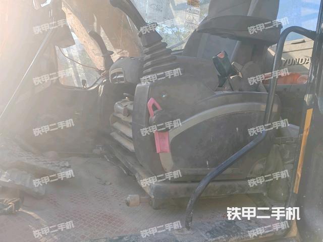 座椅后部（駕駛室部分）