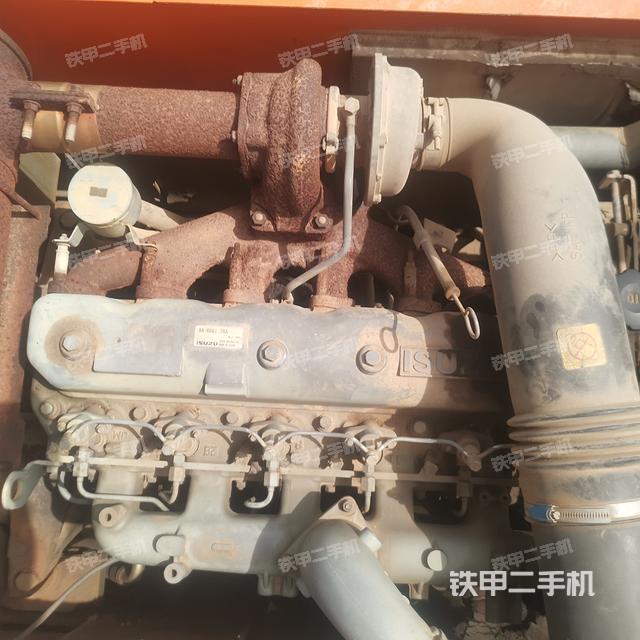 发动机整体俯视(整机外观) 发动机整体俯视(整机外观)