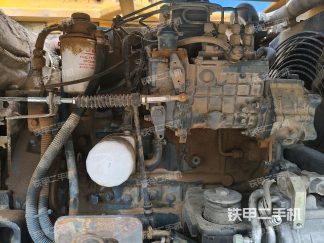 发动机室(上车部件) 发动机室(上车部件)