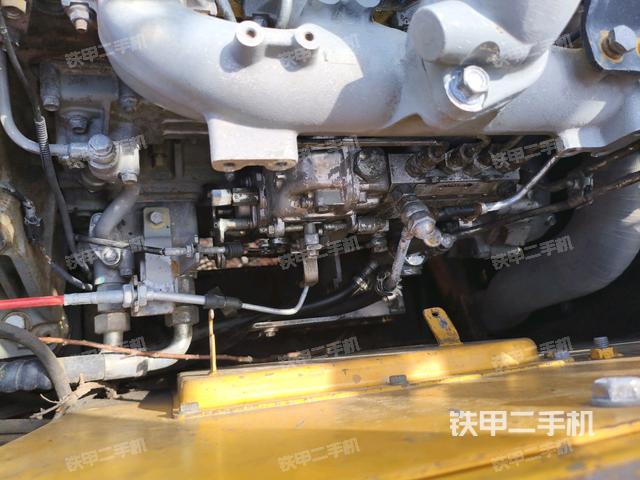 氣門室蓋螺絲特寫(上車部件) 氣門室蓋螺絲特寫(上車部件)