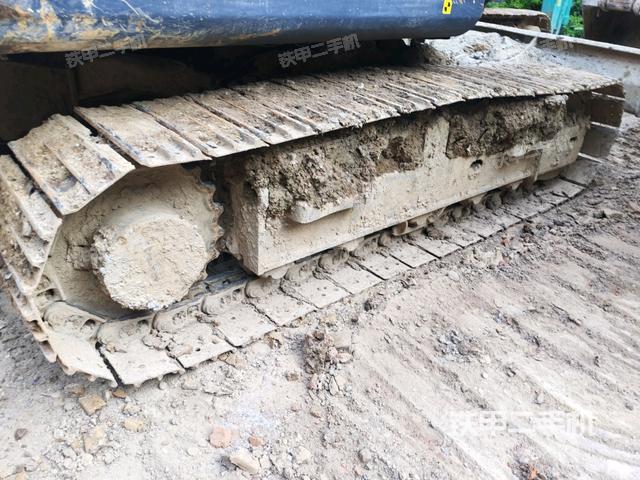 左侧履带整体 （行走机构）