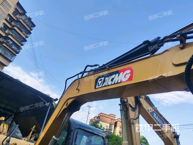 小臂整体右前（工作和回转装置）