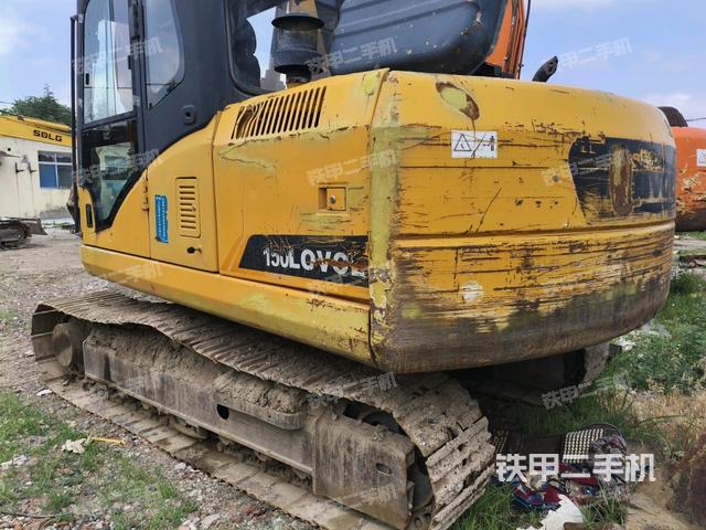 左后45(整機(jī)外觀) 左后45(整機(jī)外觀)