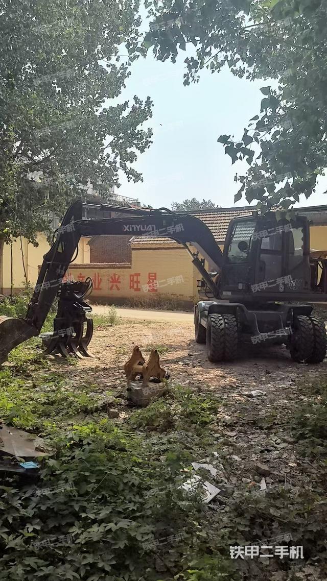 新源XYB70挖掘機