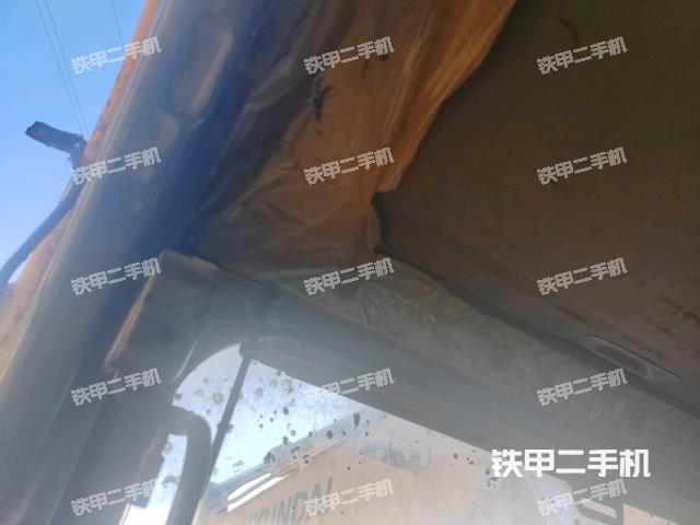 駕駛室左后45度（駕駛室部分）