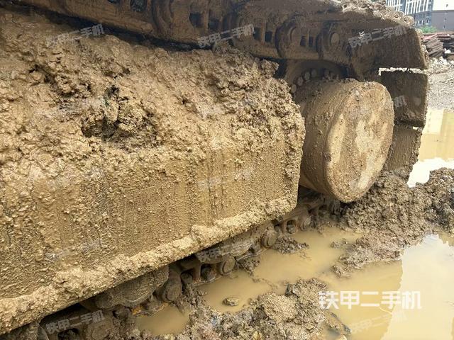左驅(qū)動輪(行走機(jī)構(gòu)) 左驅(qū)動輪(行走機(jī)構(gòu))