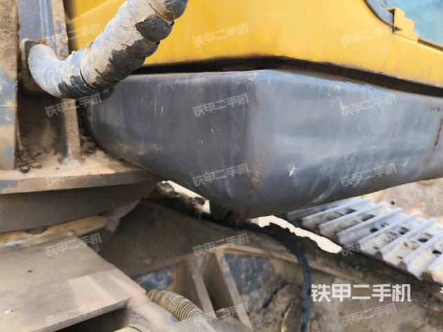 大臂根部 斜(工作和回转装置) 大臂根部 斜(工作和回转装置)