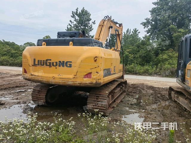 柳工CLG920EES挖掘机的设备实拍-第2张实拍照片