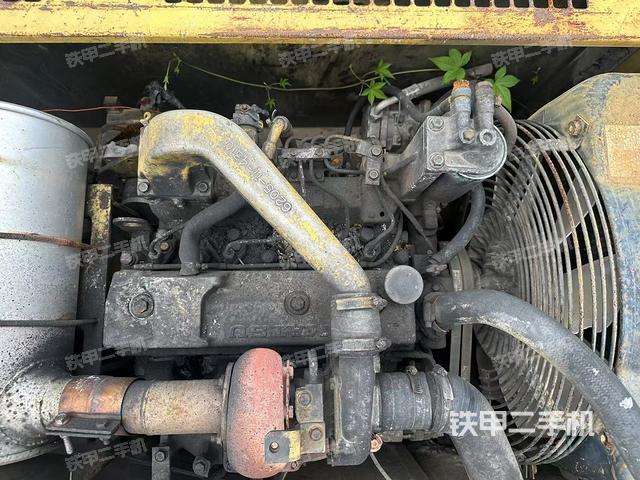 发动机整体俯视(整机外观) 发动机整体俯视(整机外观)