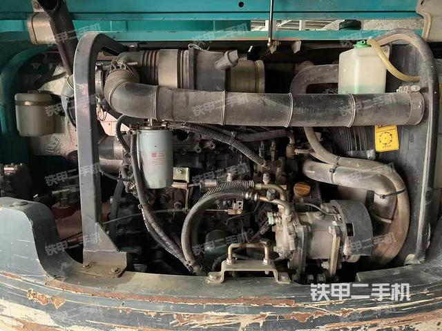 发动机整体俯视(整机外观) 发动机整体俯视(整机外观)