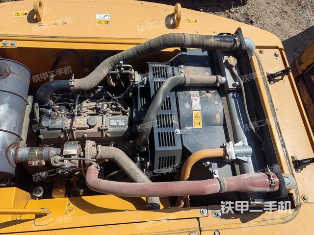 发动机整体俯视(整机外观) 发动机整体俯视(整机外观)