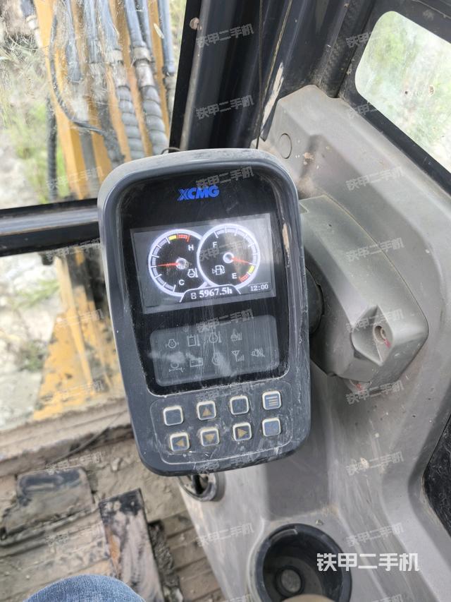 小時(shí)表(駕駛室部分) 小時(shí)表(駕駛室部分)