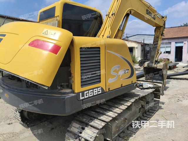 右后45(整机外观) 右后45(整机外观)