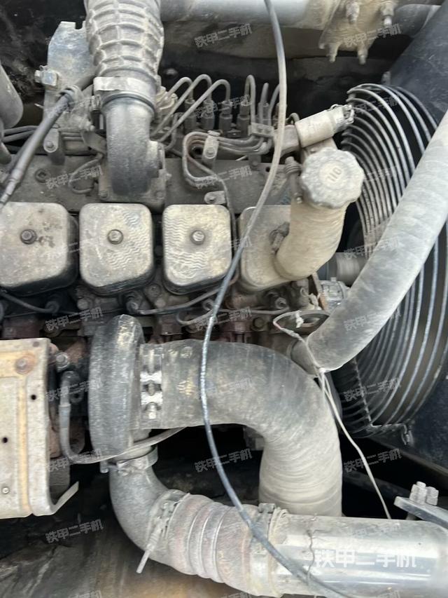 发动机整体俯视(整机外观) 发动机整体俯视(整机外观)