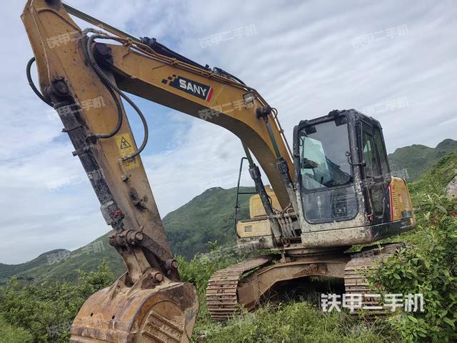 三一重工SY115C-10挖掘機(jī)