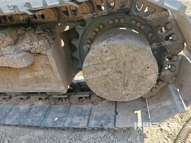 左驱动轮(行走机构) 左驱动轮(行走机构)