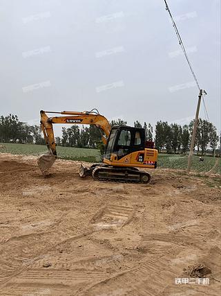 雷沃重工FR80E挖掘机实拍图片