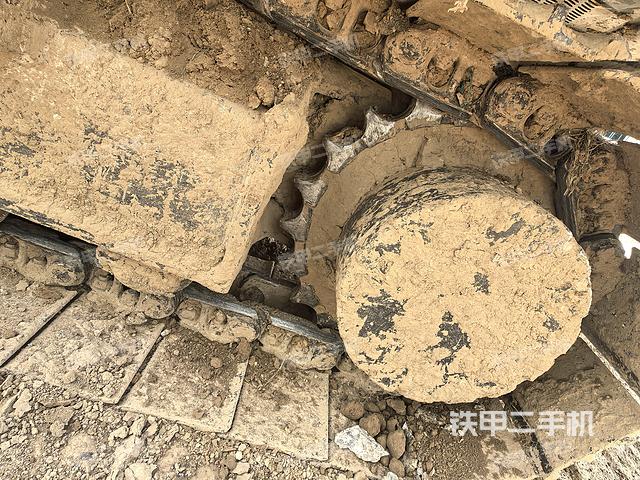 单侧履带整体（整机外观）