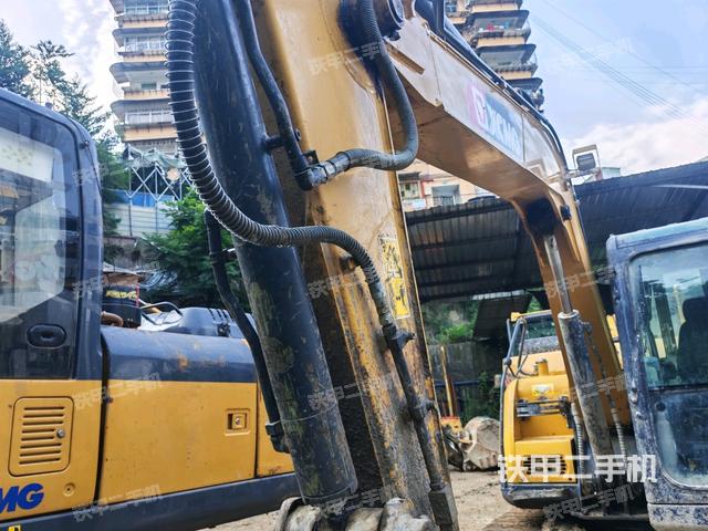 小臂整体左后（工作和回转装置）