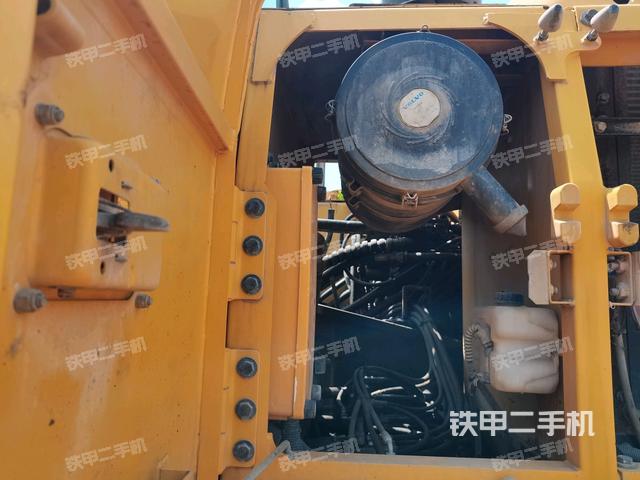 散熱器室(大件艙室) 散熱器室(大件艙室)