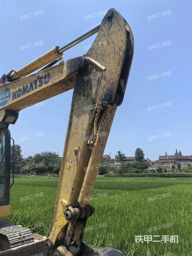 小臂整體右前(工作和回轉(zhuǎn)裝置) 小臂整體右前(工作和回轉(zhuǎn)裝置)