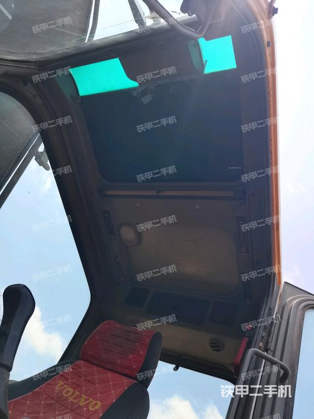 頂棚整體(駕駛室部分) 頂棚整體(駕駛室部分)