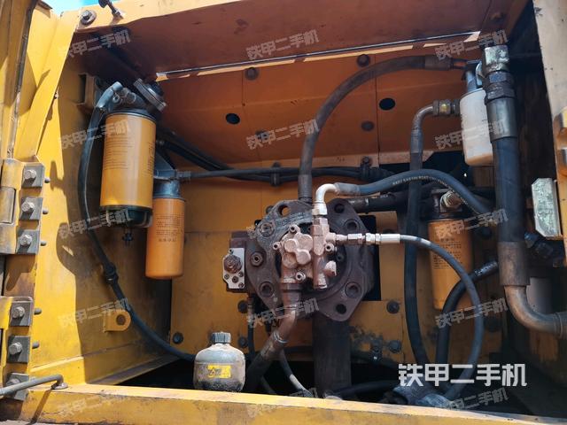 液压泵斜45 右(大件舱室) 液压泵斜45 右(大件舱室)