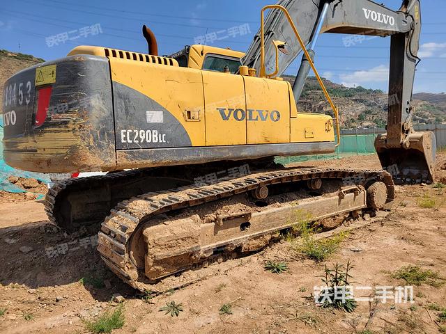 整机右后45°(整机外观) 整机右后45°(整机外观)