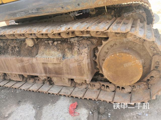 右驱动轮(行走机构) 右驱动轮(行走机构)