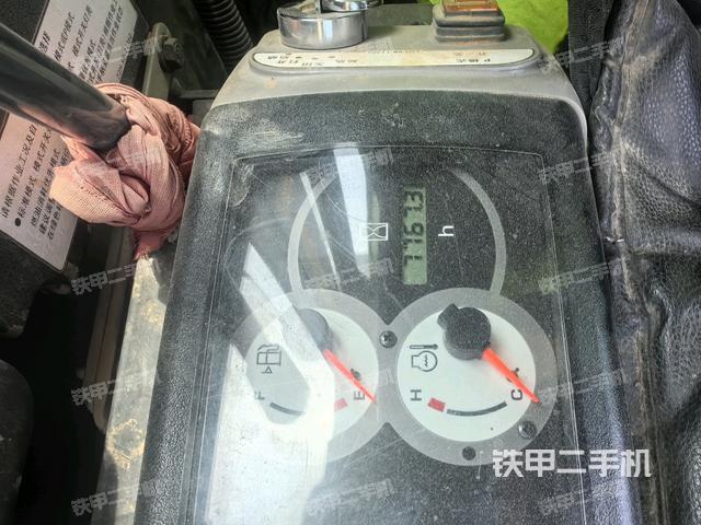 小時(shí)表(駕駛室部分) 小時(shí)表(駕駛室部分)