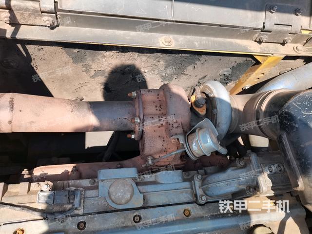 增压器特写(上车部件) 增压器特写(上车部件)