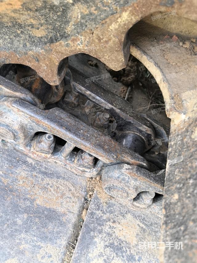 右側(cè)行走馬達(dá)蓋板(行走機(jī)構(gòu)) 右側(cè)行走馬達(dá)蓋板(行走機(jī)構(gòu))