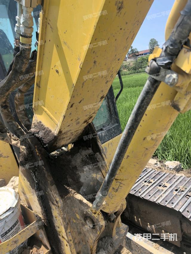 大臂根部?斜(工作和回轉(zhuǎn)裝置) 大臂根部?斜(工作和回轉(zhuǎn)裝置)