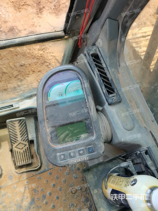 顯示屏?(駕駛室部分) 顯示屏?(駕駛室部分)