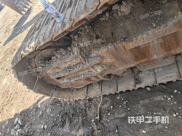 左侧履带整体 (行走机构) 左侧履带整体 (行走机构)